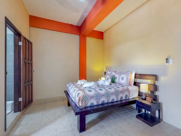 Ambergris Caye Home 1008203