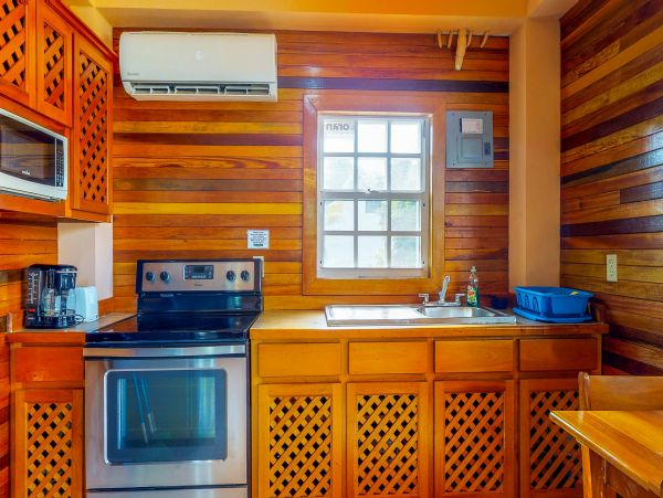 Ambergris Caye Home 1008205