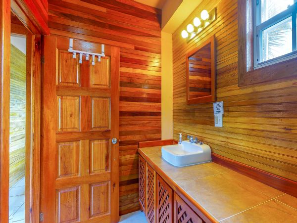 Ambergris Caye Home 1008205
