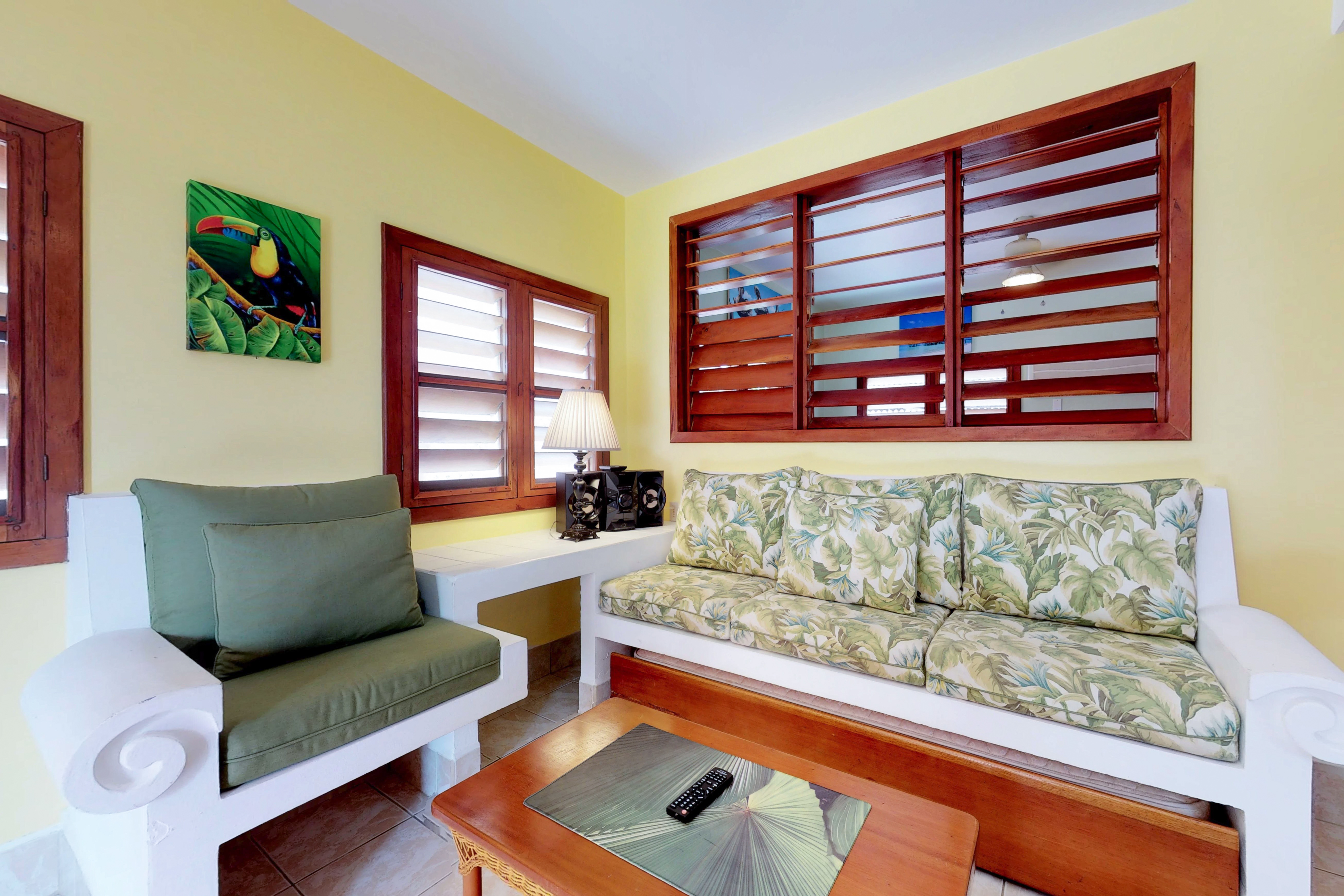 Ambergris Caye Home 1008208
