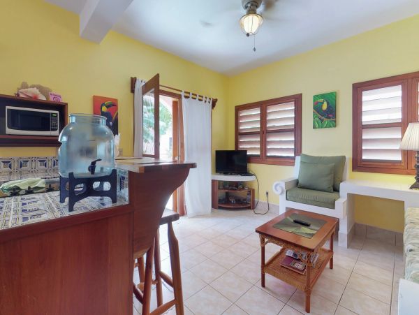 Ambergris Caye Home 1008208
