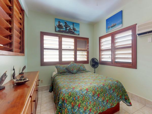 Ambergris Caye Home 1008208