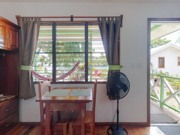 Ambergris Caye Home 1008209