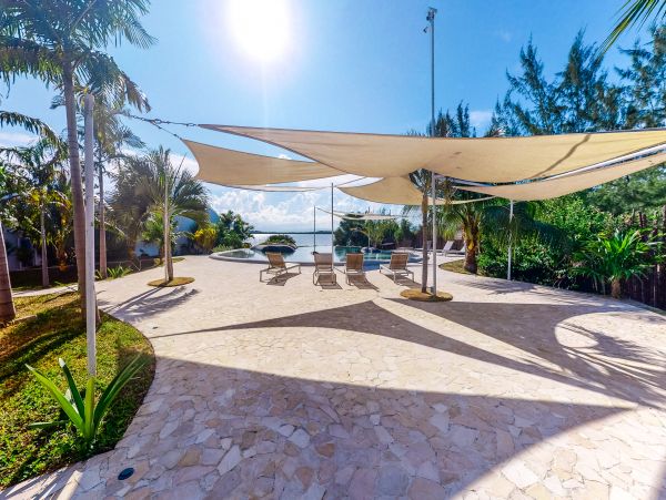 Ambergris Caye Home 1008211