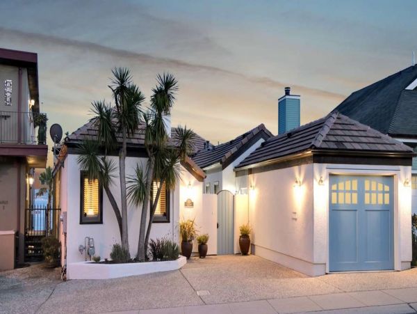 Capitola Two-Story Oceanside Four Bedroom Home