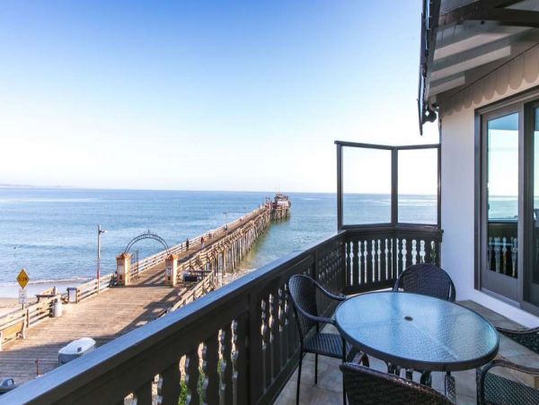 Capitola Two-Story Oceanside Four Bedroom Home