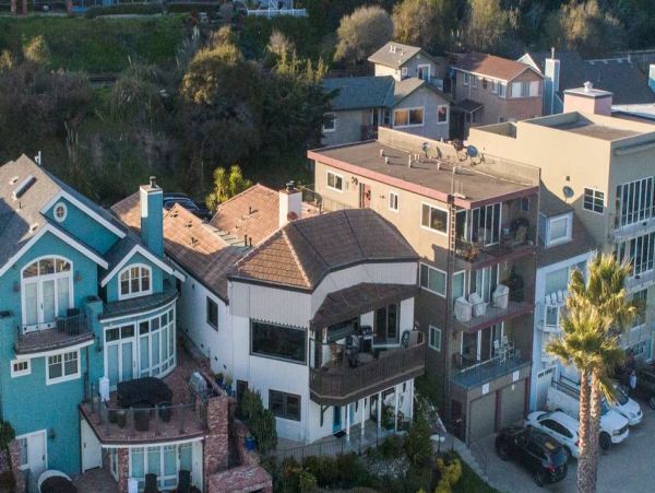 Capitola Two-Story Oceanside Four Bedroom Home