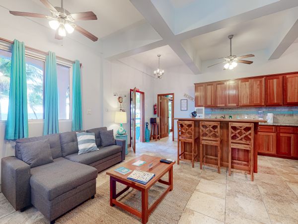 Ambergris Caye Home 1008213