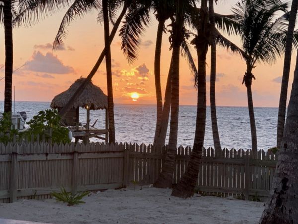 Ambergris Caye Home 1008213