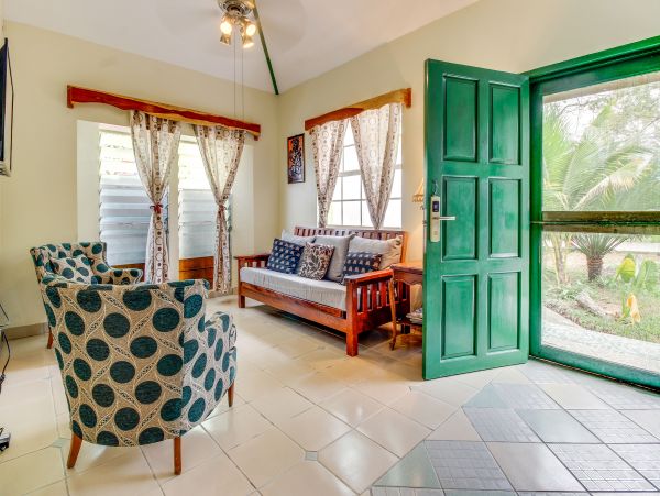 Ambergris Caye Home 1008216
