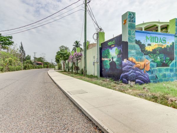Ambergris Caye Home 1008216