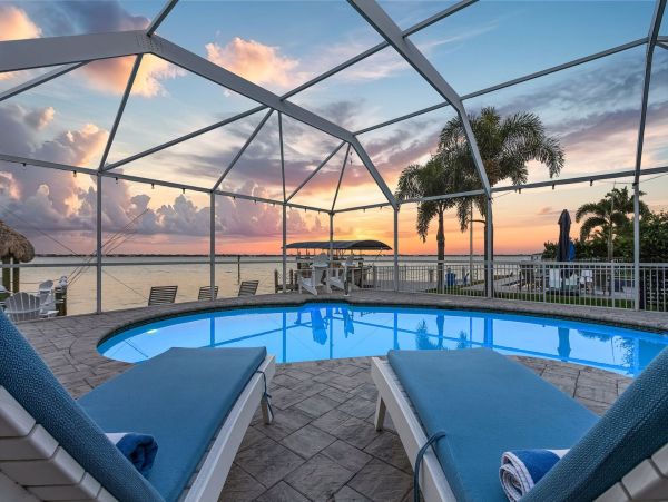 Cape Coral Luxury Vacation Rental  4-Bedroom Gulf Coast Pool Home
