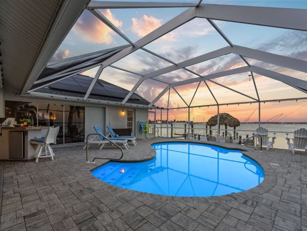 Cape Coral Luxury Vacation Rental  4-Bedroom Gulf Coast Pool Home