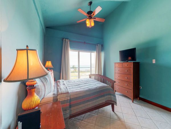 Ambergris Caye Home 1008223