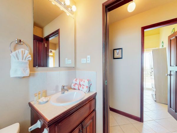Ambergris Caye Home 1008223