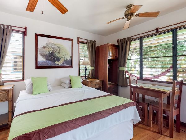 Ambergris Caye Home 1008224