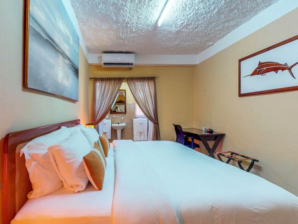 Ambergris Caye Home 1008225