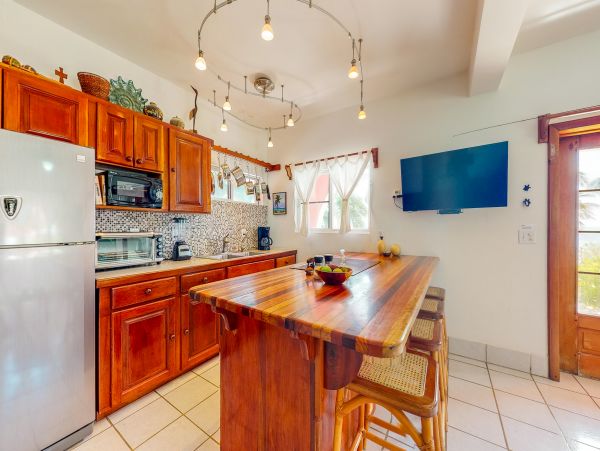 Ambergris Caye Home 1008227