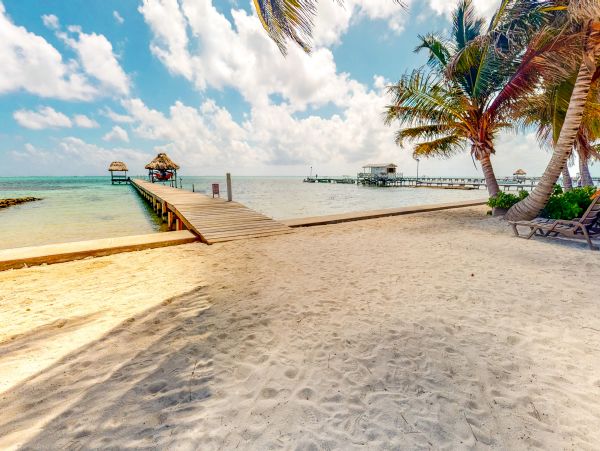 Ambergris Caye Home 1008227