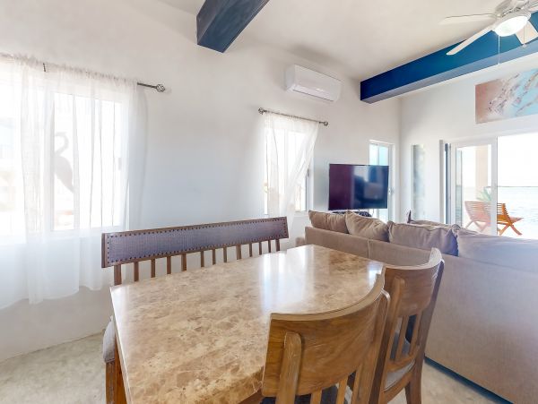 Ambergris Caye Home 1008228