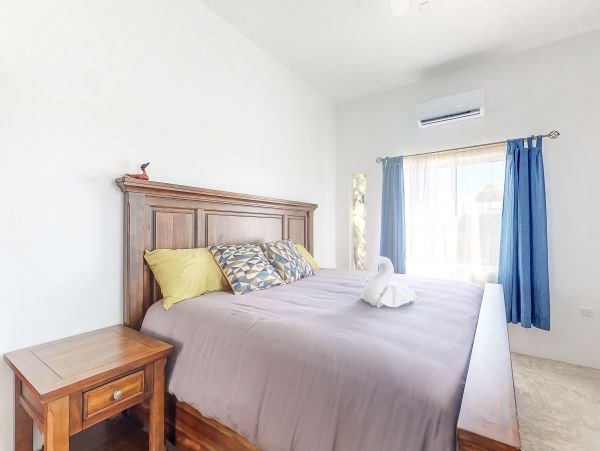 Ambergris Caye Home 1008228
