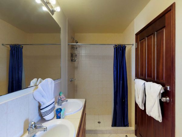 Ambergris Caye Home 1008229