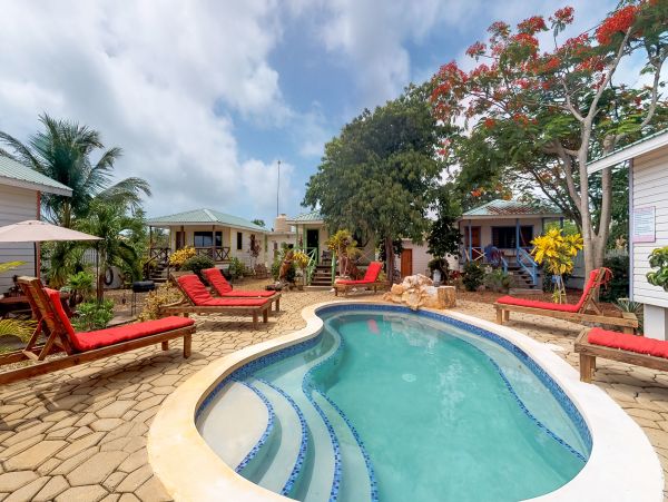 Ambergris Caye Home 1008230