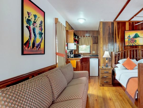 Ambergris Caye Home 1008230