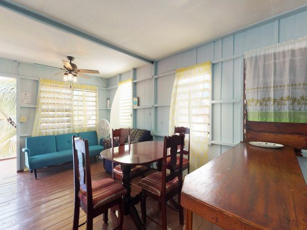 Ambergris Caye Home 1008231