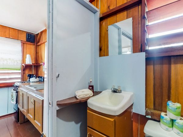 Ambergris Caye Home 1008231