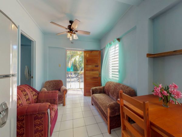 Ambergris Caye Home 1008231