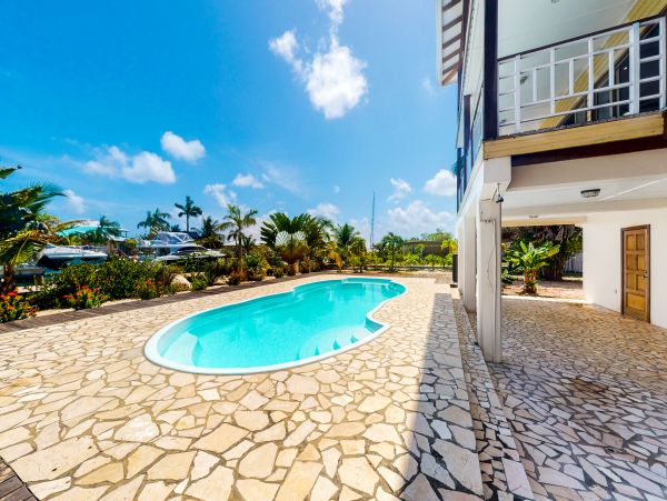 Ambergris Caye Home 1008232