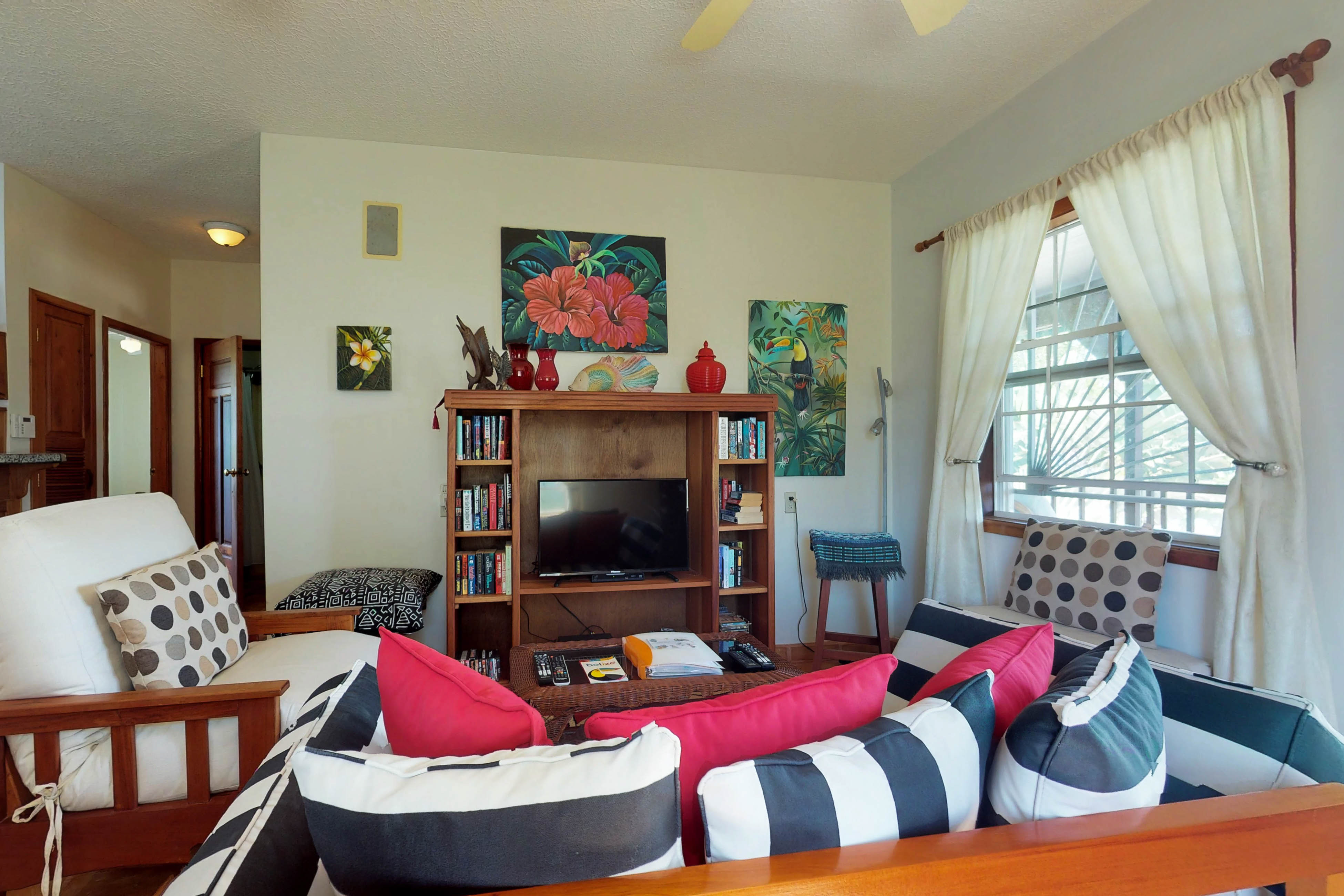 Ambergris Caye Home 1008234