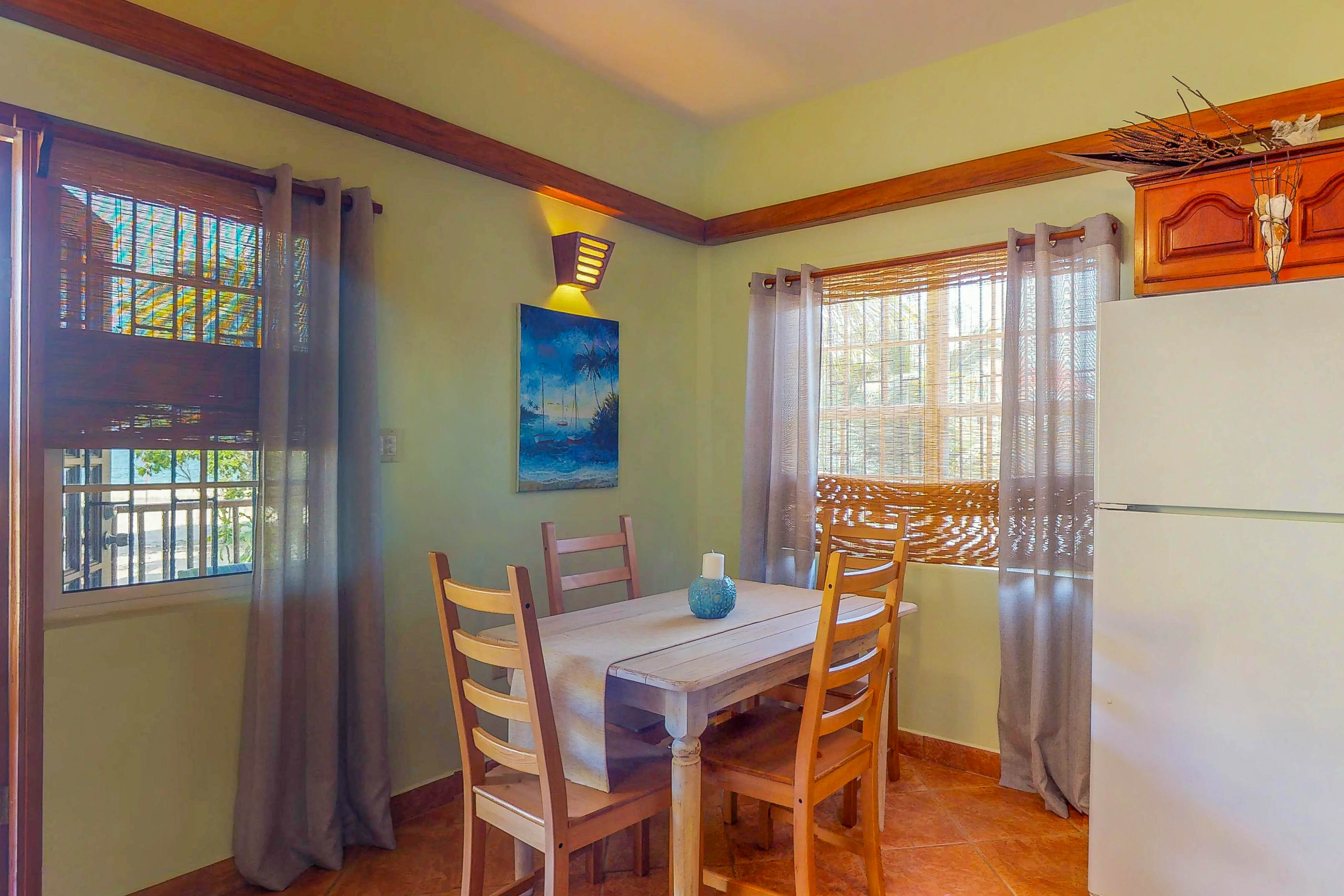 Ambergris Caye Home 1008235
