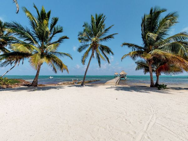 Ambergris Caye Home 1008237