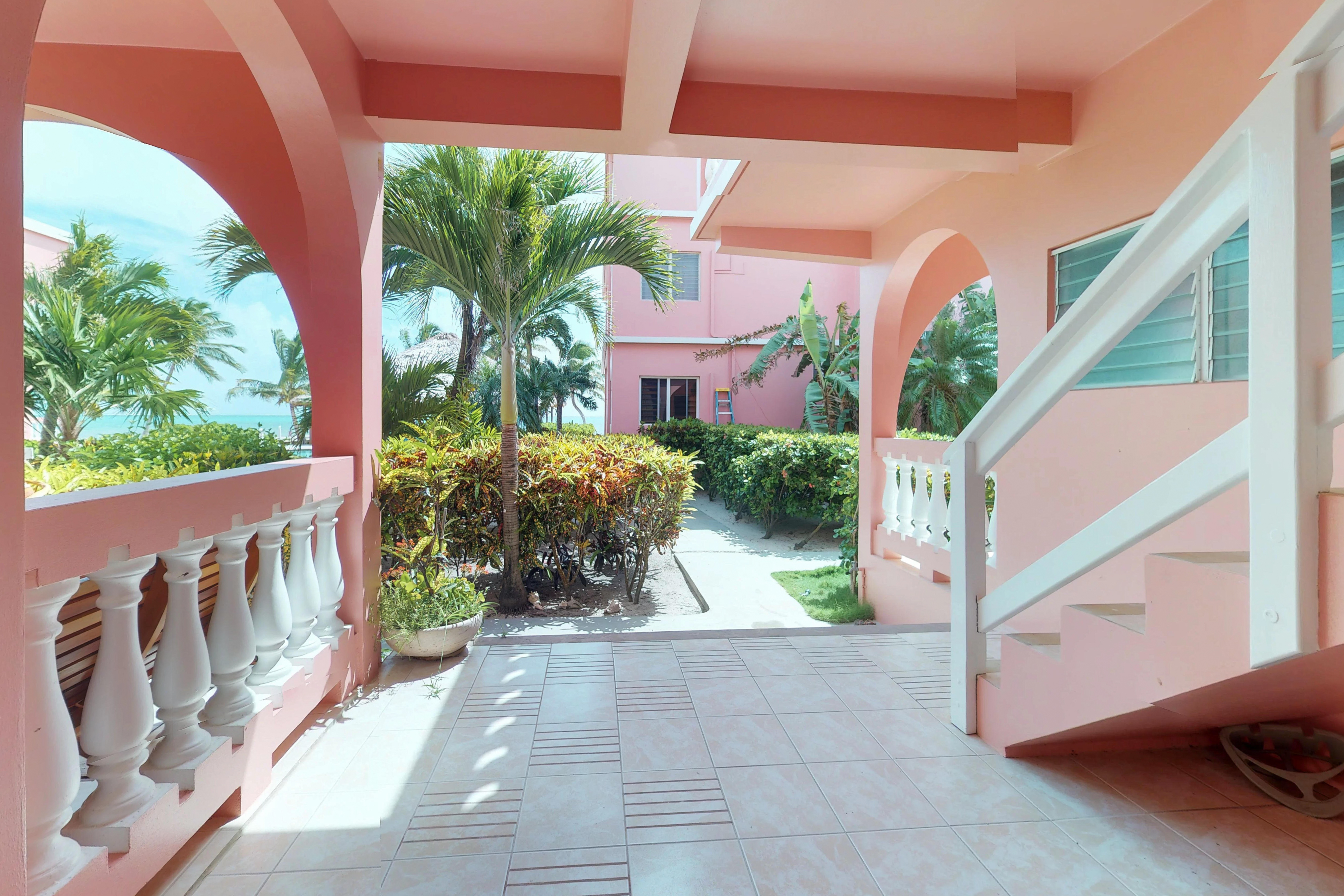 Ambergris Caye Home 1008237
