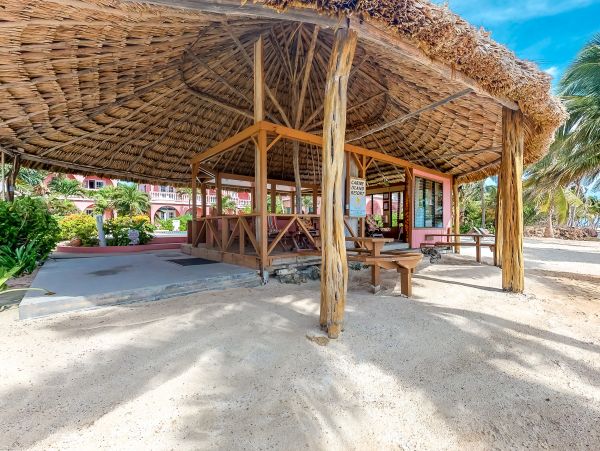 Ambergris Caye Home 1008237