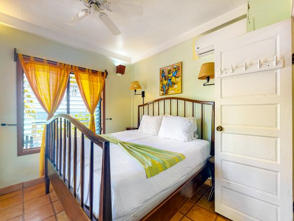 Ambergris Caye Home 1008239
