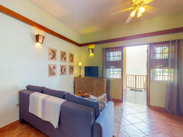 Ambergris Caye Home 1008242