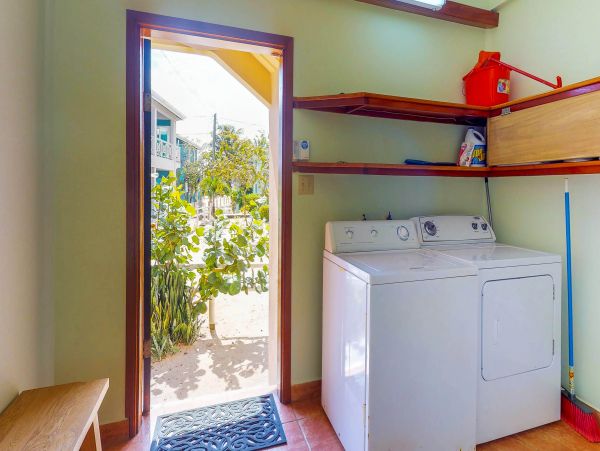 Ambergris Caye Home 1008242
