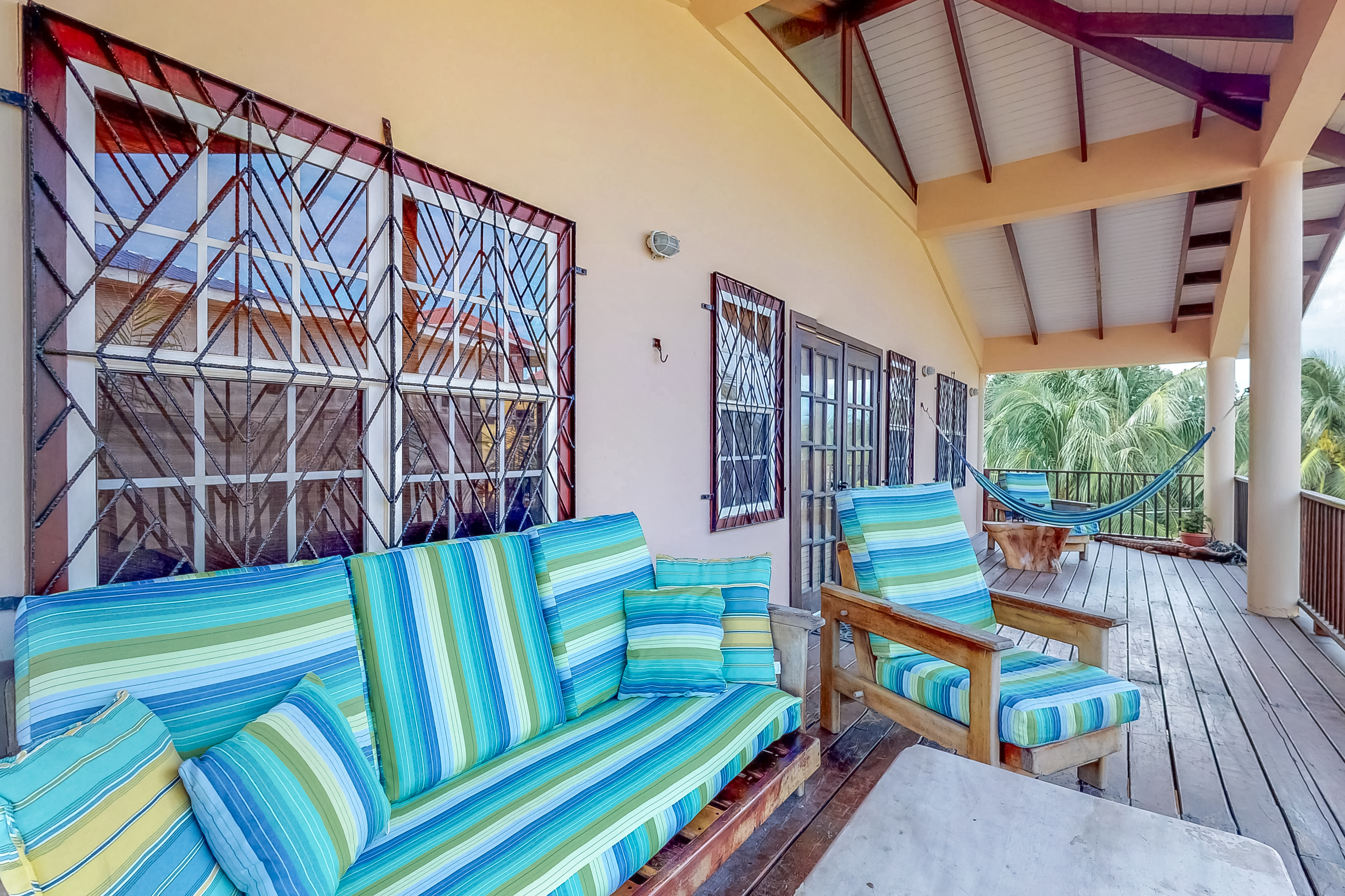 Ambergris Caye Home 1008242