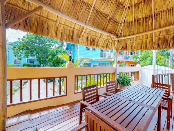 Ambergris Caye Home 1008242