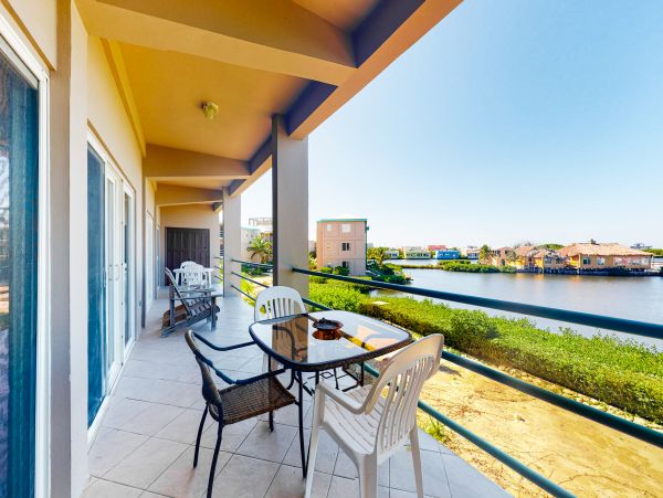 Ambergris Caye Home 1008243