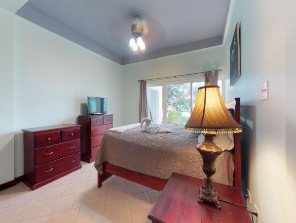 Ambergris Caye Home 1008244