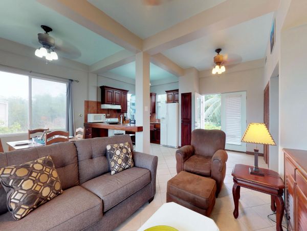 Ambergris Caye Home 1008244