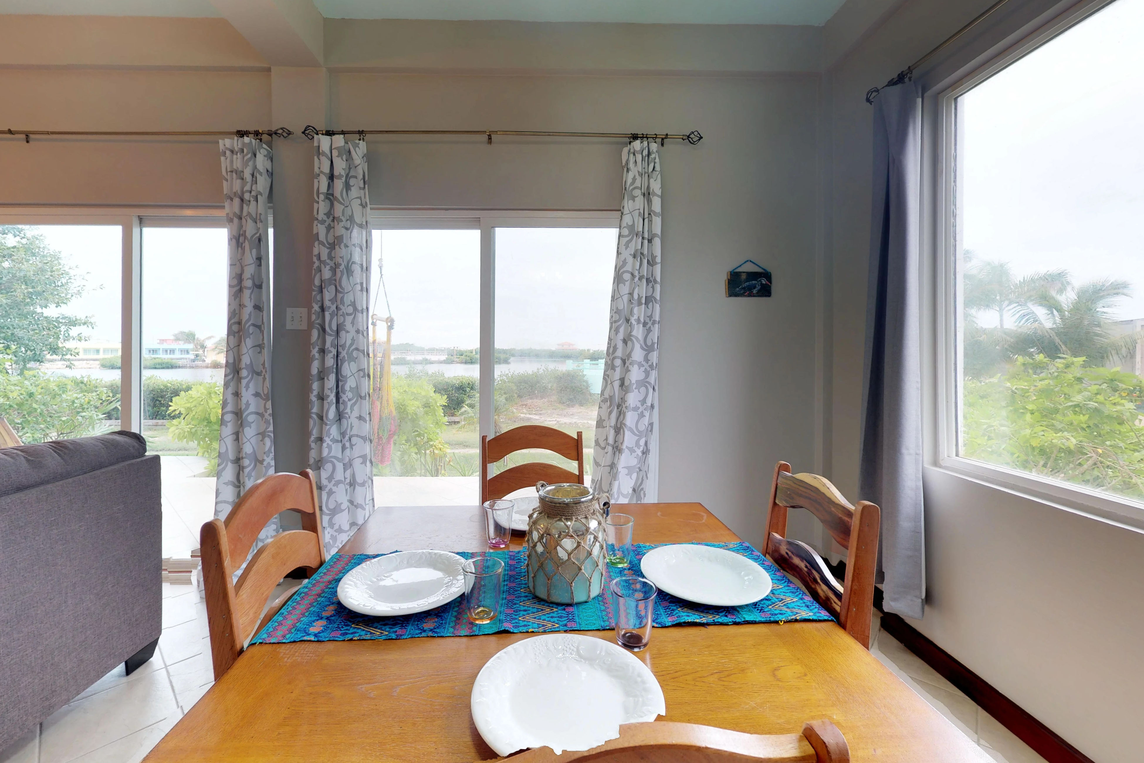 Ambergris Caye Home 1008244