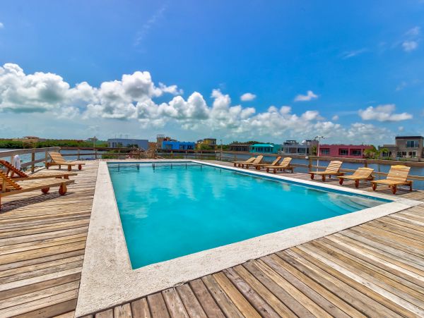 Ambergris Caye Home 1008244