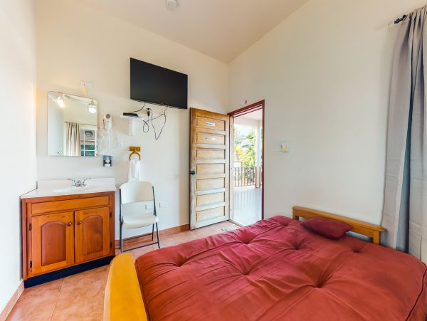 Ambergris Caye Home 1008245
