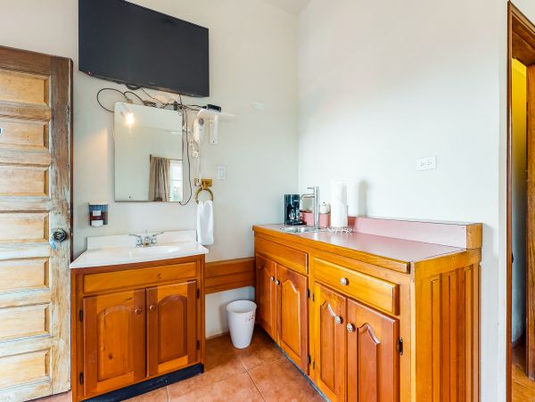 Ambergris Caye Home 1008245