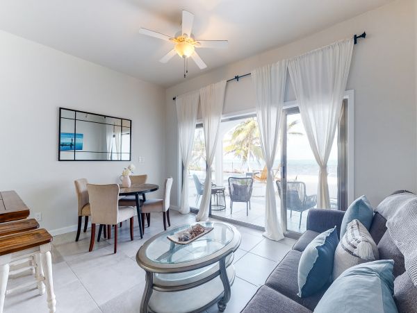 Ambergris Caye Home 1008246
